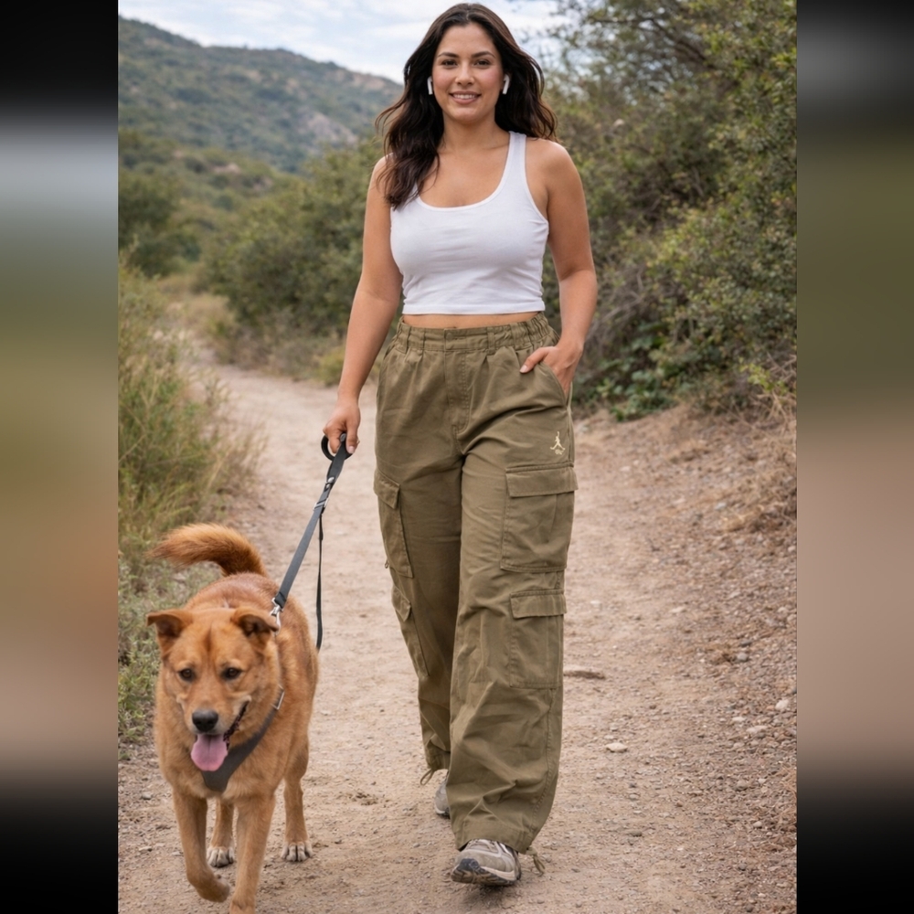 Jordan Utility Cargo Pants Women’s Medium Loose Fit Tan NWT